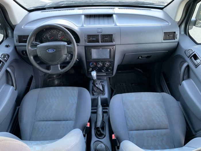 Ford Tourneo connect 2008 салон