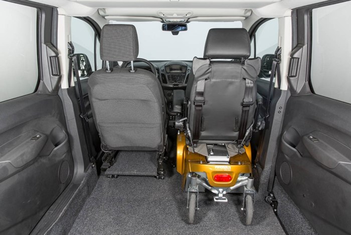 Ford Tourneo connect 2004 салон