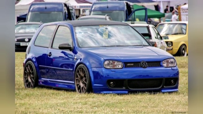 Volkswagen mk4 r32
