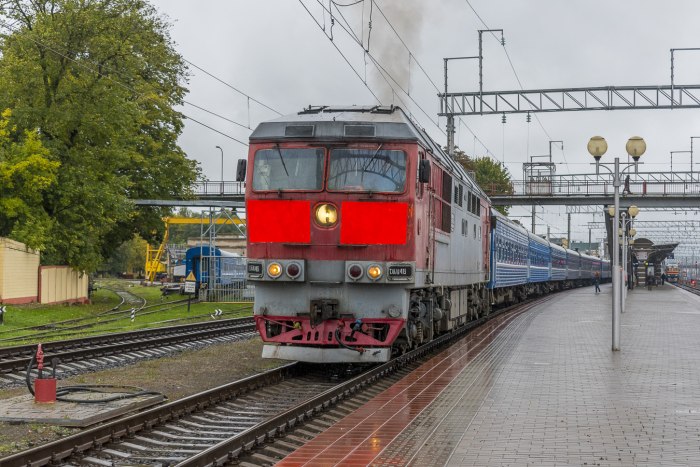 Поезд 302б Минск Адлер