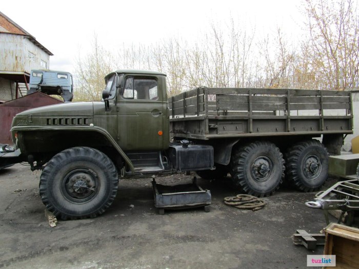Урал 4320 армейский бортовой