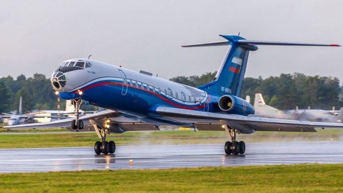 Состоялся первый полет самолета ту-134