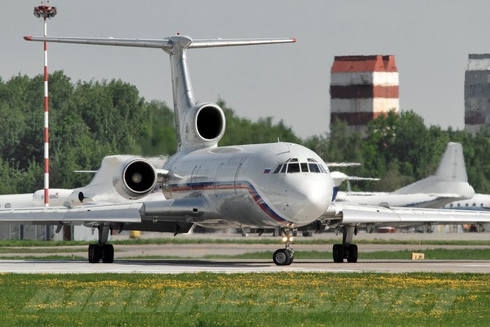 Ту 154м шасси