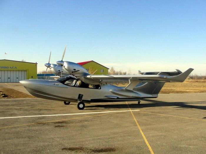 Гидросамолет Чайка л-44