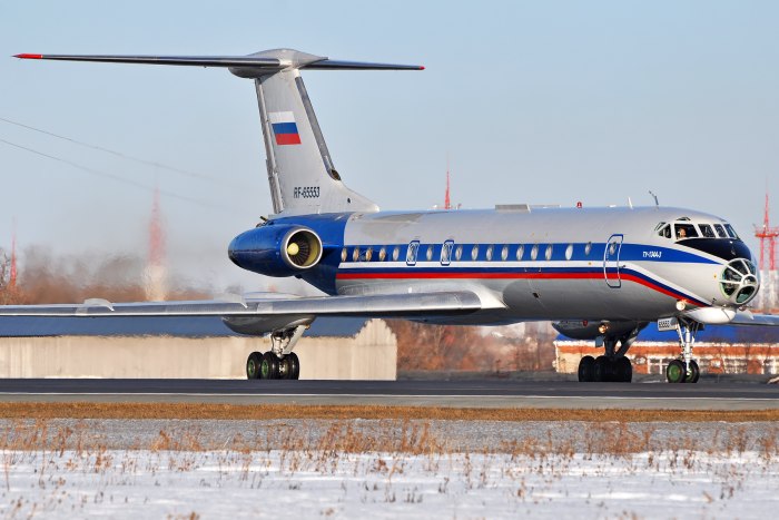 Ту-134 пассажирский самолёт