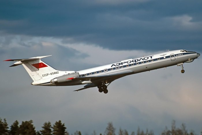 Самолет ту 134