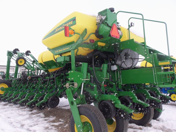 John Deere 1770
