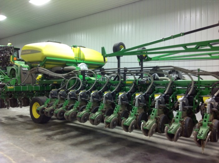 John Deere DB 60
