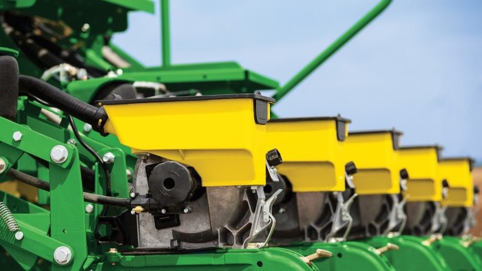 Сеялка точного высева John Deere