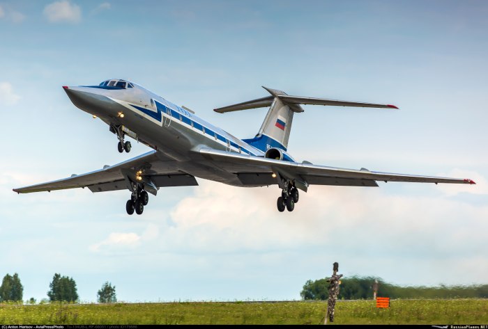 Ту-134убл Волга