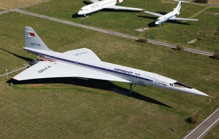 Ту сверхзвуковой пассажирский самолёт ту-144