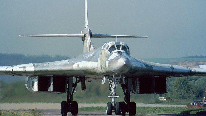 Бомбардировщик ту-160