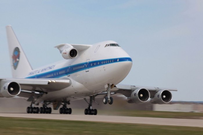 Боинг 747sp testbed