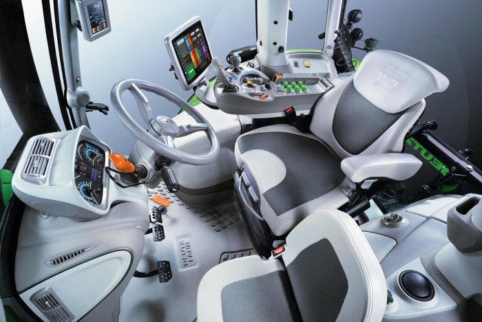 Трактор Deutz Fahr 9340 TTV