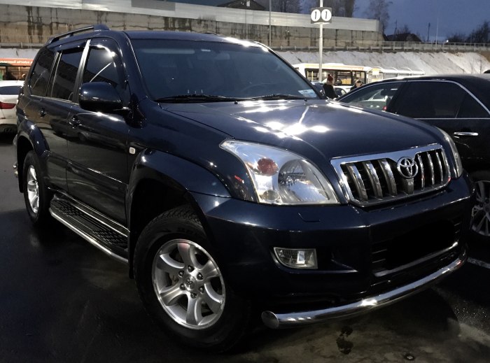 Toyota Land Cruiser 120