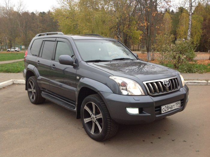 Toyota Land Cruiser 120 2008