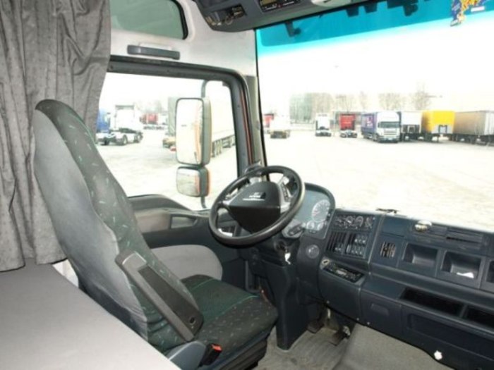 Man TGA 2001 салон