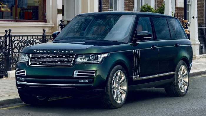 Range Rover Vogue зеленый