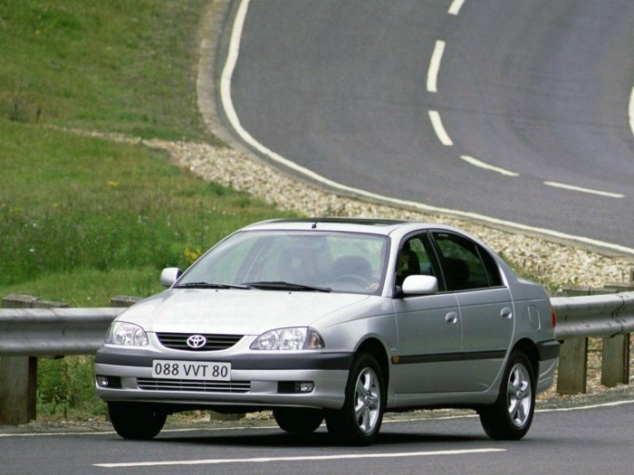 Toyota Avensis 2000