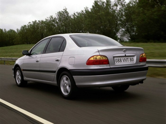 Toyota Avensis 2000
