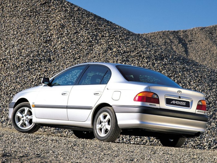 Toyota Avensis 1997 2000