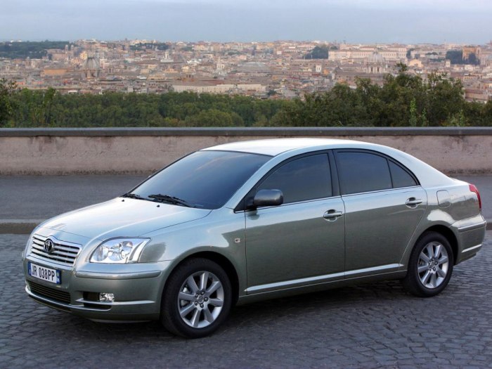 Toyota Avensis 2003