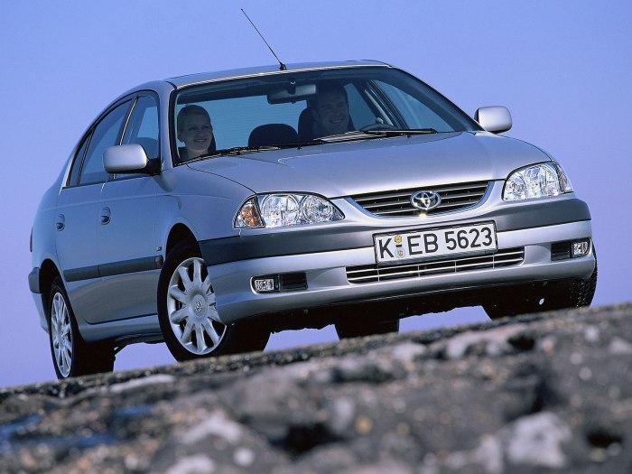Toyota Avensis t220