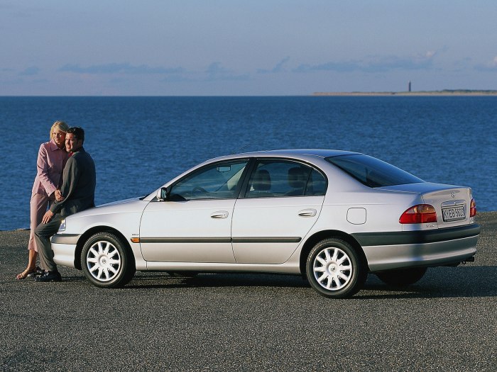 Toyota Avensis 1997 2000