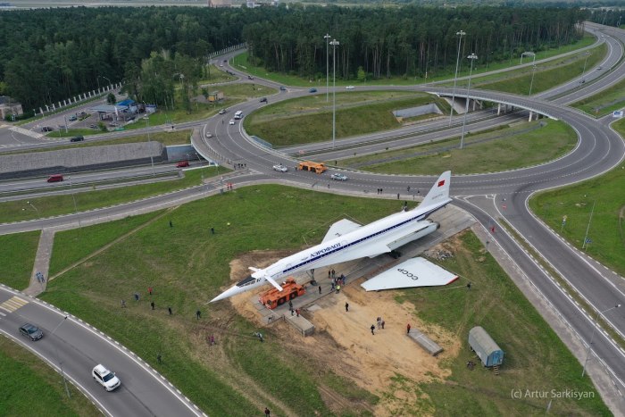 Ту-144 Жуковский памятник