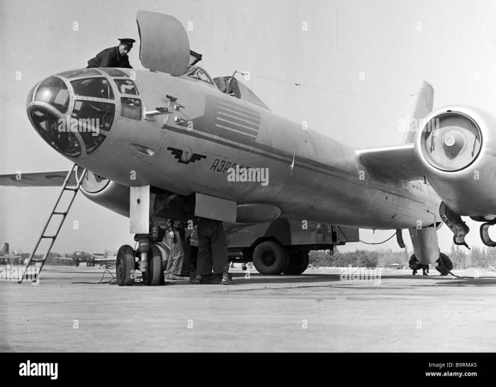 Самолет ил-28