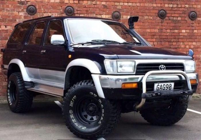 Toyota Hilux Surf (Тойота Хайлюкс Сурф)