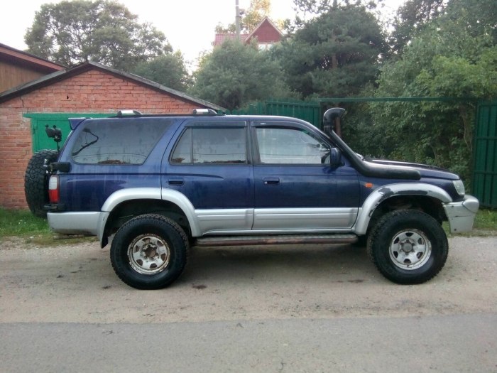 Toyota Hilux Surf 1996