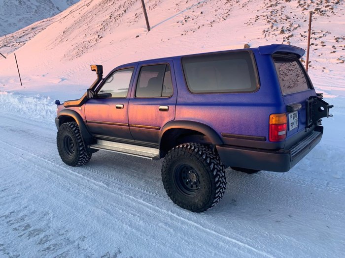 Toyota Hilux Surf 130