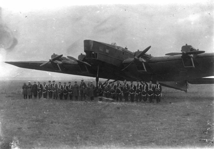 ТБ-3 бомбардировщик