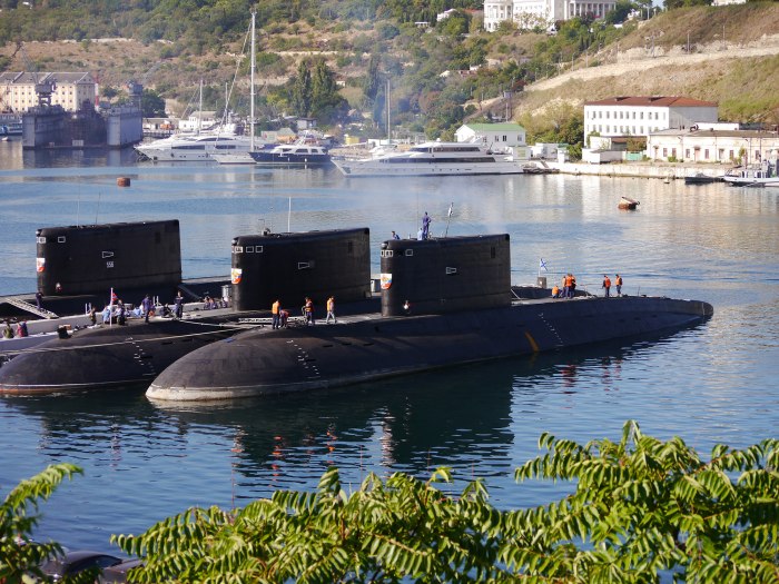 Подводные лодки ЧФ РФ
