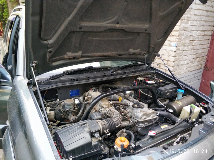 Suzuki Grand Vitara 2.4 под капотом