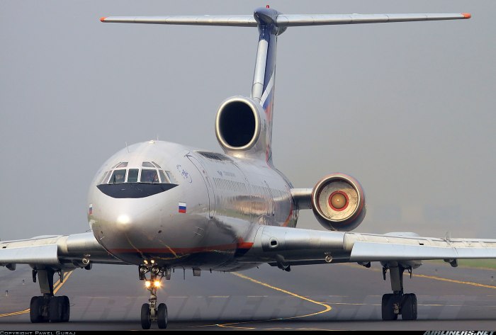 Ту-154 пассажирский самолёт
