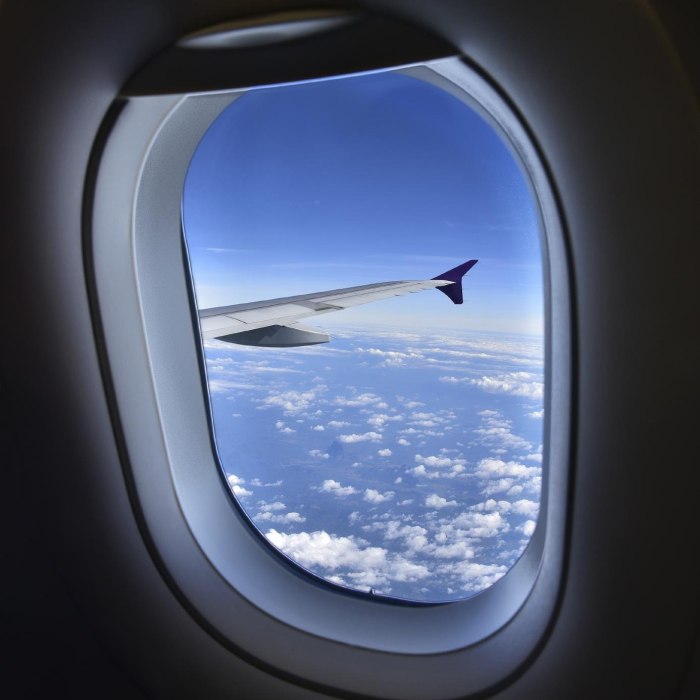 Боинг 777 иллюминатор