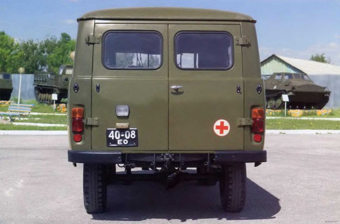 УАЗ 452 военный