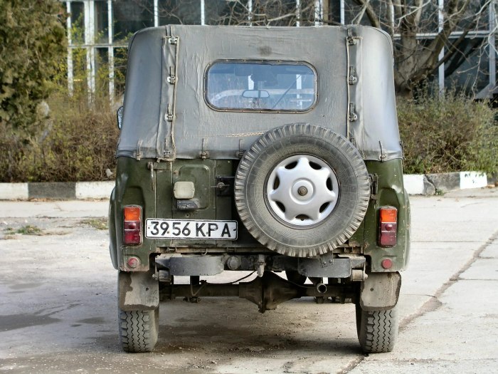 УАЗ 469 зад