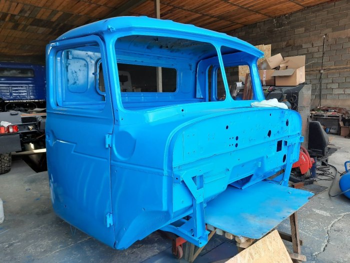 Урал 375 кабина