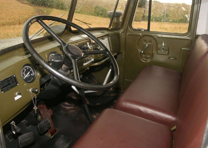 Урал 4320 салон