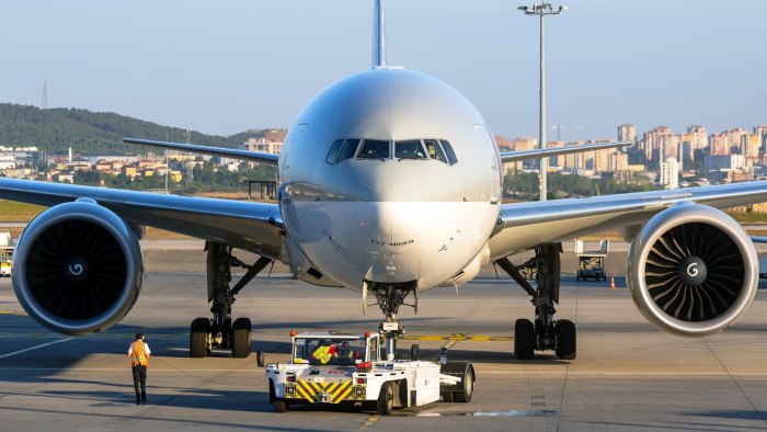Самолет Боинг 777-300