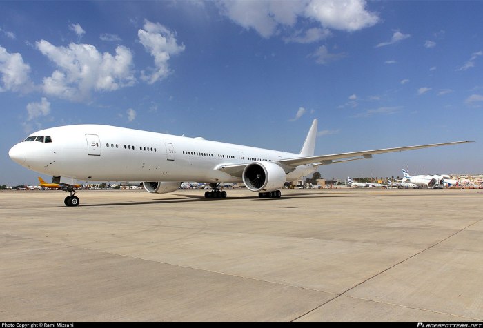 Аэробус 777-300