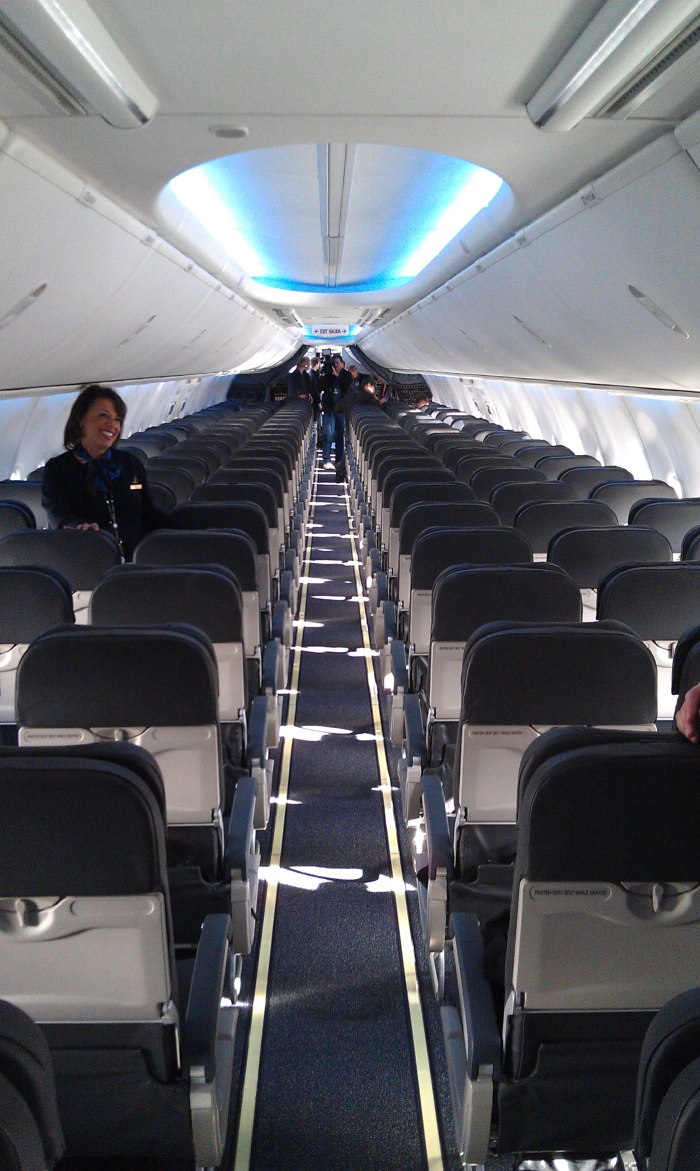 Boeing 737-800 NORDSTAR салон