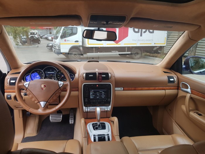 Porsche Cayenne 955 салон
