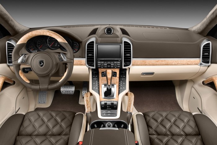 Порше Кайен 958 салон