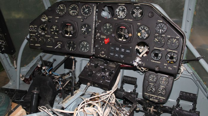 Ми-4 вертолет кабина