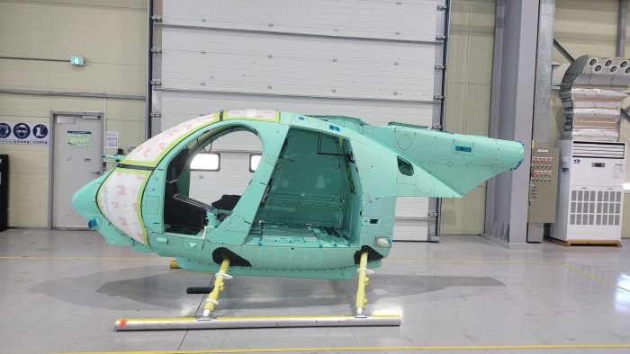 АН-6 вертолет