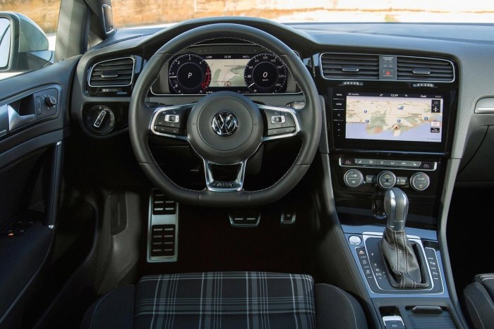 VW Golf GTI mk7 салон